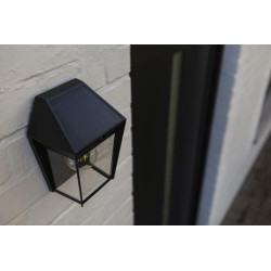 LUTEC AVONY traditional solar wall lamp with motion sensor